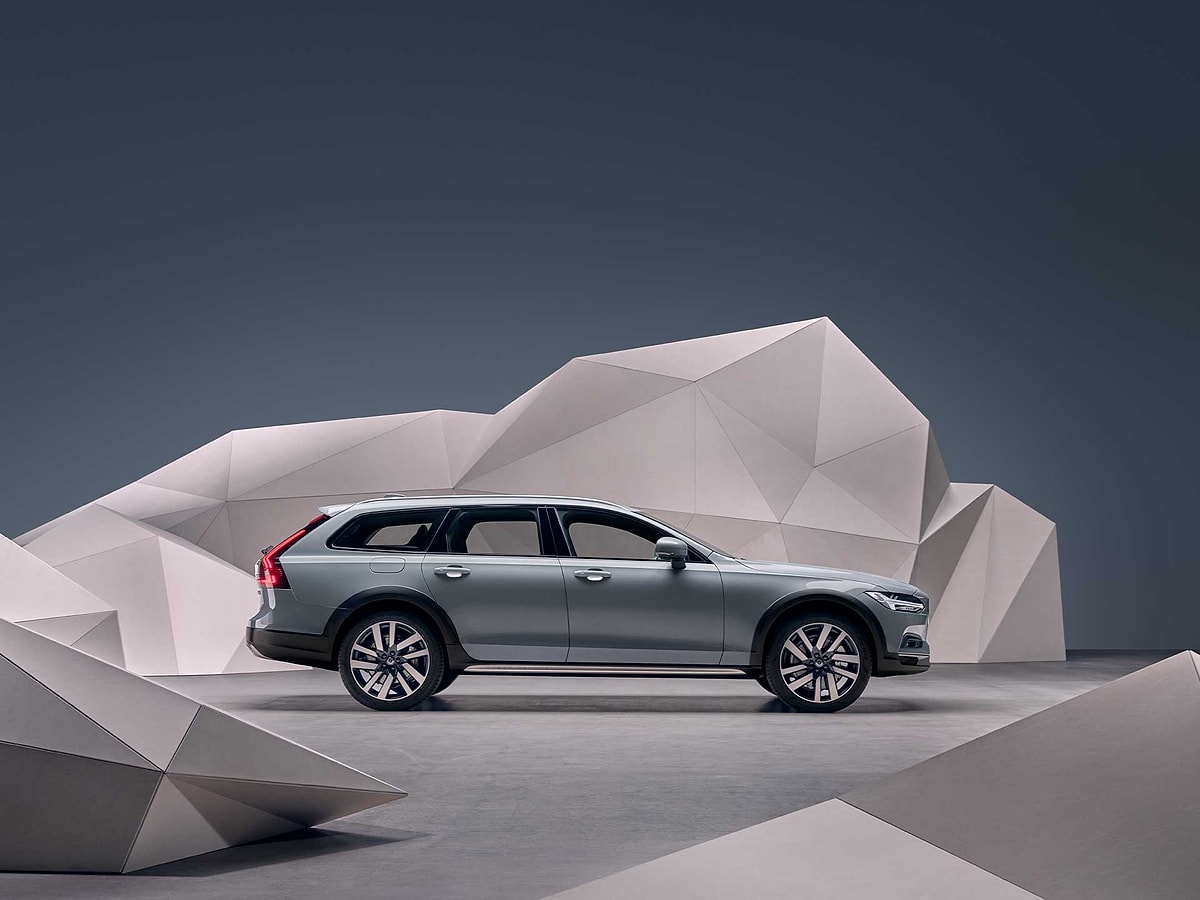 Volvo Fiyat Listesi Ekim 2024 S60 S90 XC40 XC60 ve XC90 Güncel Fiyatlar