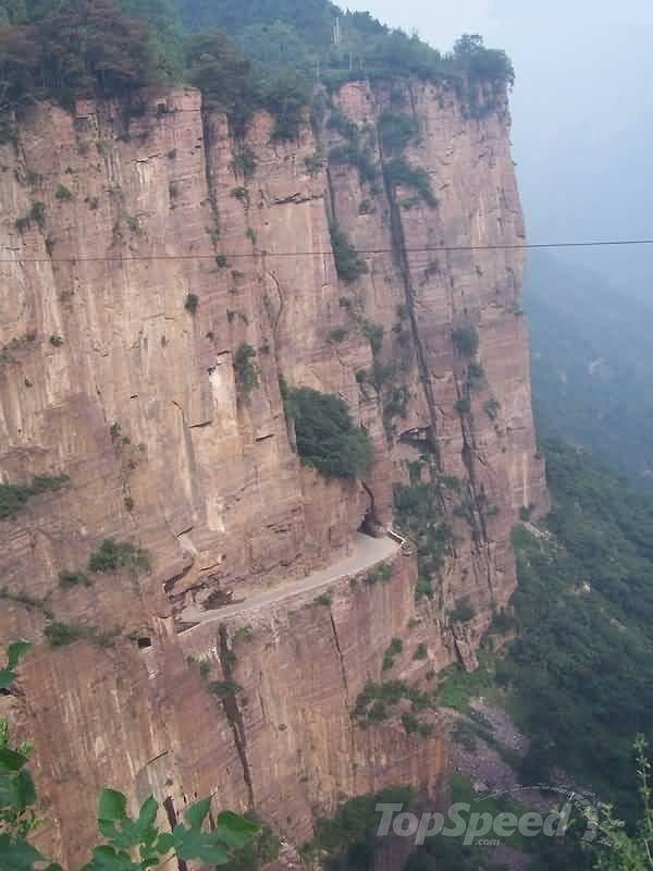 5. Guoliang Tünel Yolu - Çin.