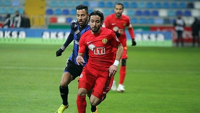 Tarık Eskişehirspor'da Kalıyor