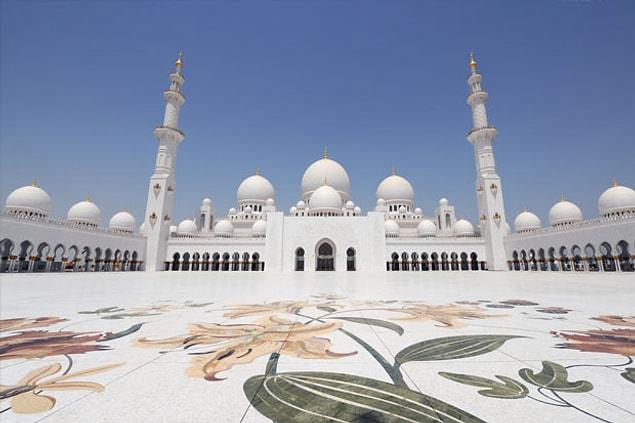 10. Şeyh Zayed Camii