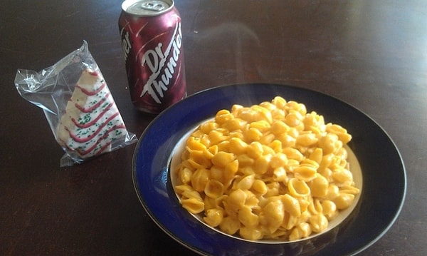 13. Обед до появления кошки.