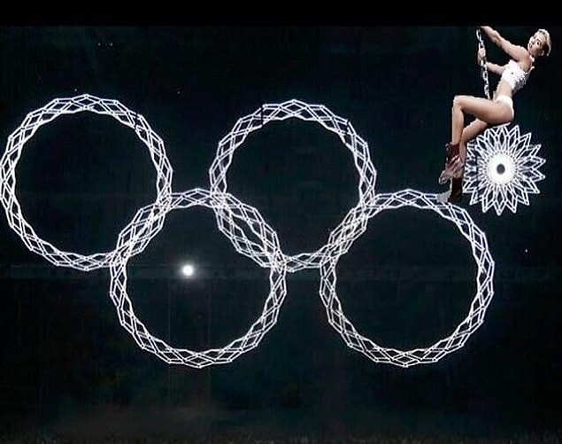 Tabii ki Miley Cyrus