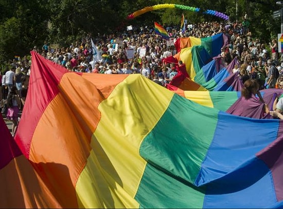 Eşcinsel Olmak Nerelerde Yasak?