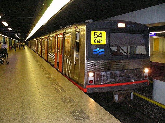 19. Amsterdam metrosu (Hollanda)