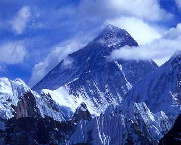 3. Dünyanın en yüksek dağı