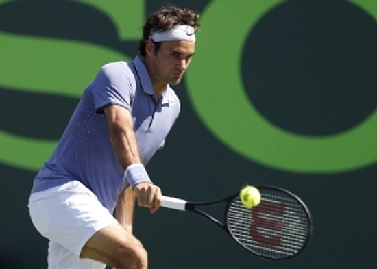 Federer, Karlovic'i Rahat Geçti