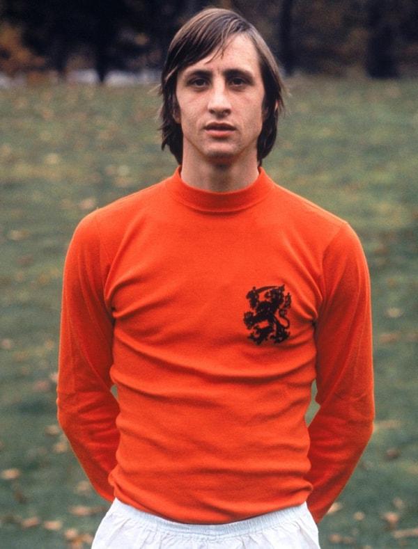 Johan Cruyff - (Hollanda)