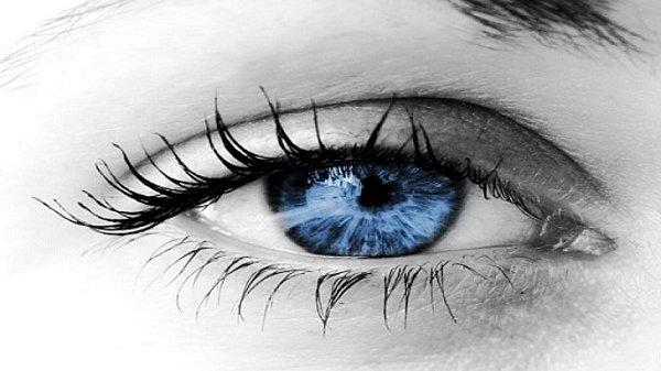 23. Gözleriniz mavi ise dünya üzerindeki mavi gözlü diğer herhangi bir kişi ile ortak bir atanız var demektir