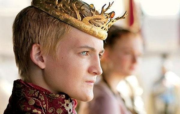 12. Buna karşın sırf tipine gıcık oldukları için aynı Joffrey'i kral kabul etmez bu yüzden savaşa bile girebilirlerdi