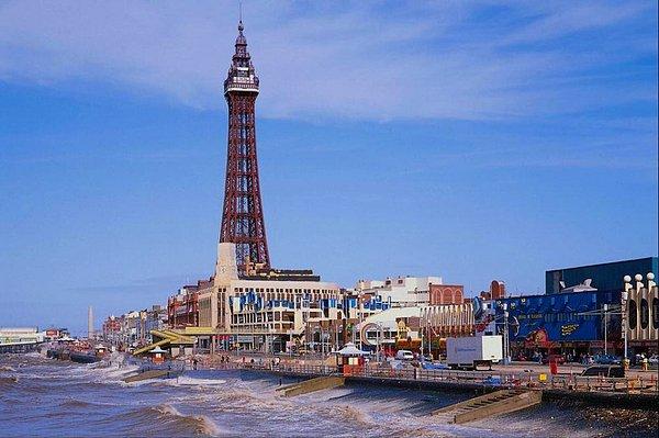 7. Blackpool Kulesi, İngiltere