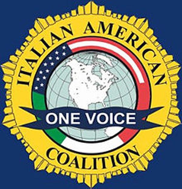 19- İtalyan-Amerikan Dernekleri Koalisyonu 2000 yılında İtalyan-Amerikan insanları ile ilgili olumsuz imaj yarattığı için Sopranos'u kınayan bir bildiri yayınladı.