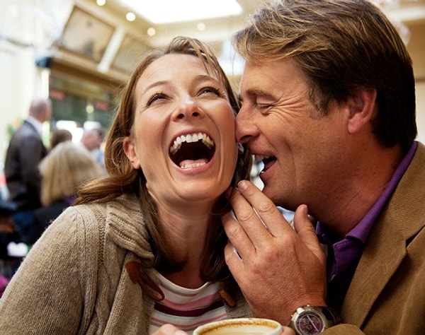 Вам нужно жениться/выйти замуж за "весельчака"