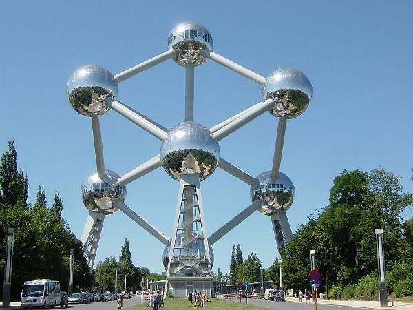 6. Atomium – Brüksel, Belçika