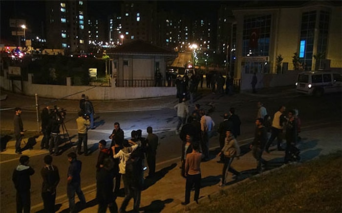 İstanbul'da Polis Merkezi Önünde Patlama