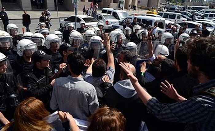 'Yanlış Zamanda Yanlış Yerdesin'