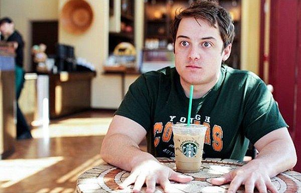 5. Doğum gününüzde Starbucks'tan bedava kahve alabiliyorsunuz, peki ya o gün doğum gününüz değilse?