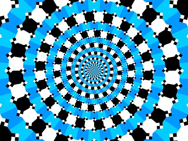 7. Aşağıdaki spiral şekli gördünüz mü? Aslında bu şekil bir spiral değil, sadece çemberlerden oluşuyor ama beyniniz spiral olduğunu düşünüyor