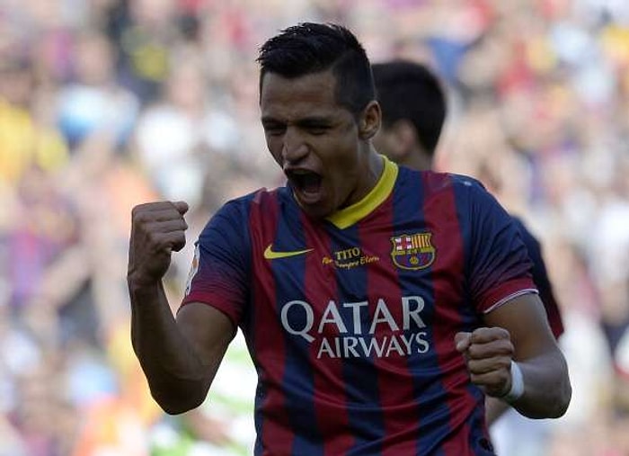 Barcelona Alexis Sanchez'i Bırakmıyor