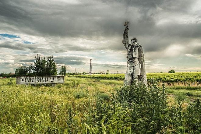Sovyetler Zamanından Günümüze Kalan 10 Anıt