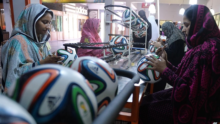 Brazuca'nın Yolculuğu: Pakistan'dan Brezilya'ya