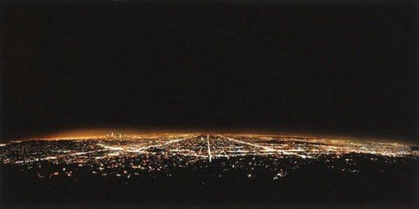 7. Los – Angeles – Andreas Gursky (1998) 2,9 milyon dolar
