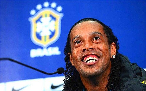 9. Ronaldinho