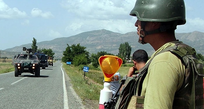 'Lice'de Askerlerin Silahları İncelenmeye Alındı'