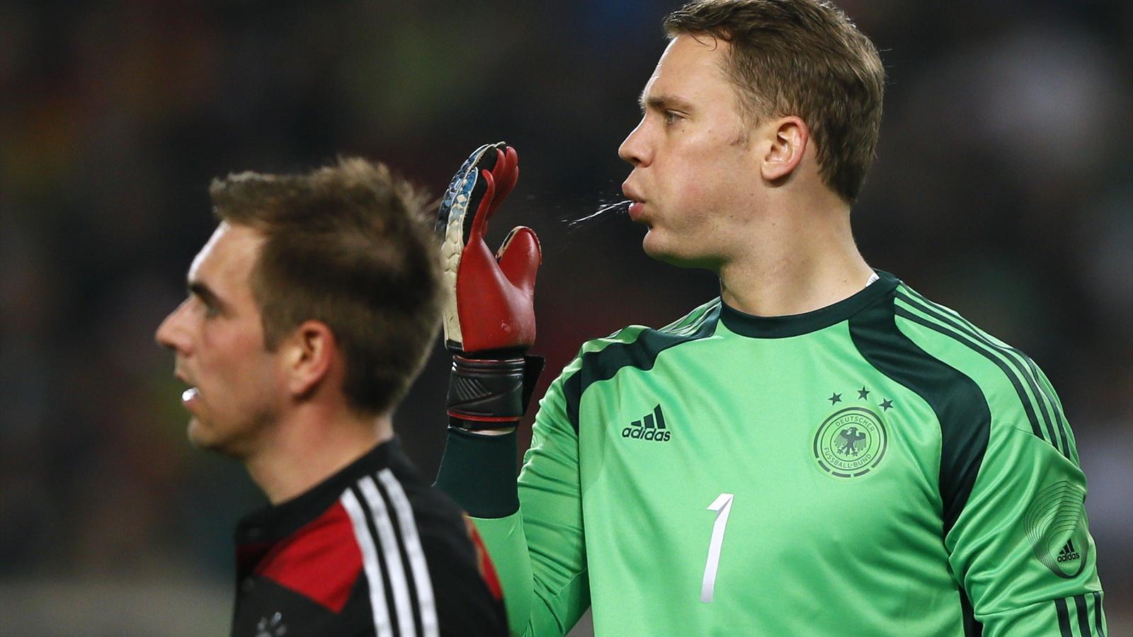 Neuer is gay