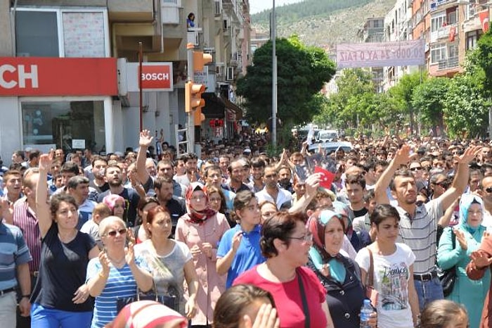 Soma'da Madenciler ve Aileleri Yürüdü