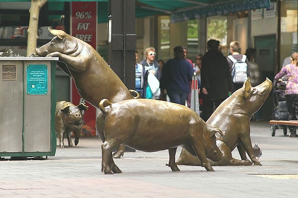 24. Rundle Alışveriş Merkezi Domuzları, Adelaide, Avustralya