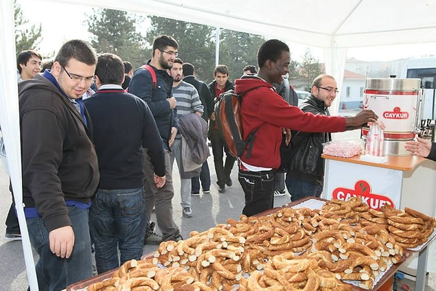 19. Perşembe günleri free yiyecek olması