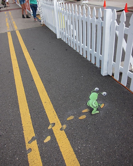 David Zinn Tarafından Yapılan 30 Harika Sokak Çizimiyle Sluggo'nun Yeni Maceraları