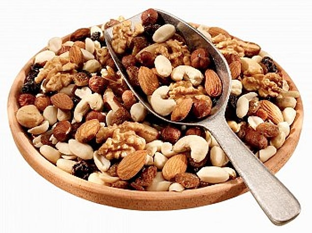 15. Düzenli olarak kuruyemiş tüketmek, istenmeyen kilo alımını yüzde 30 kadar azaltır.