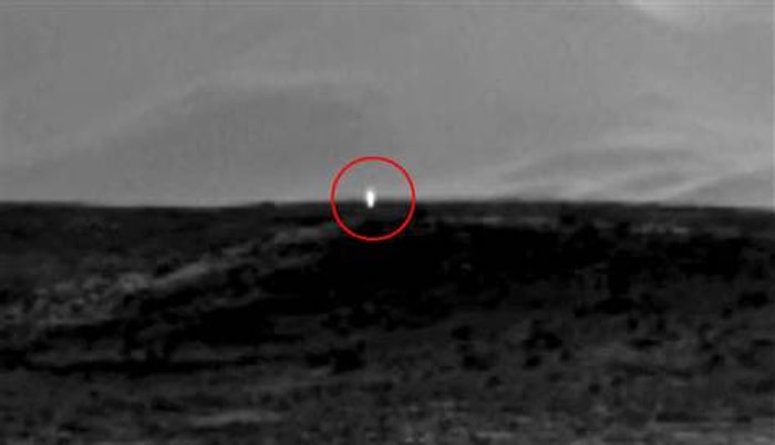 Mars'ta UFO Heyecanı