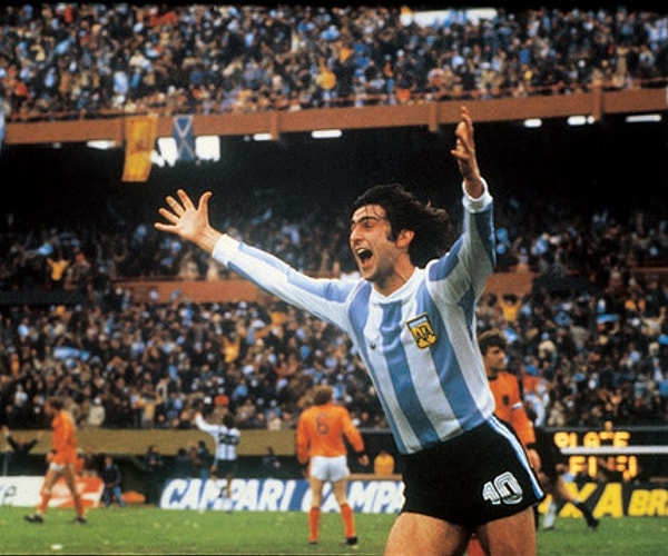 11. Arjantin 1978 Cruyff'tan Cunta'ya gol!