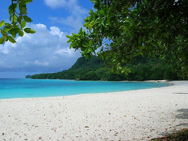 6. Vanuatu - Şampanya Plajı