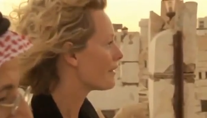 İlk Defa Ezan Sesi Duyan Kadın