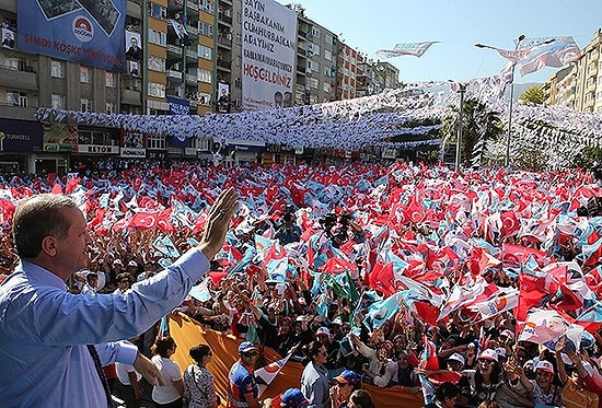 'Şimdi Bir de Çarkçı Ekmel Çıktı'