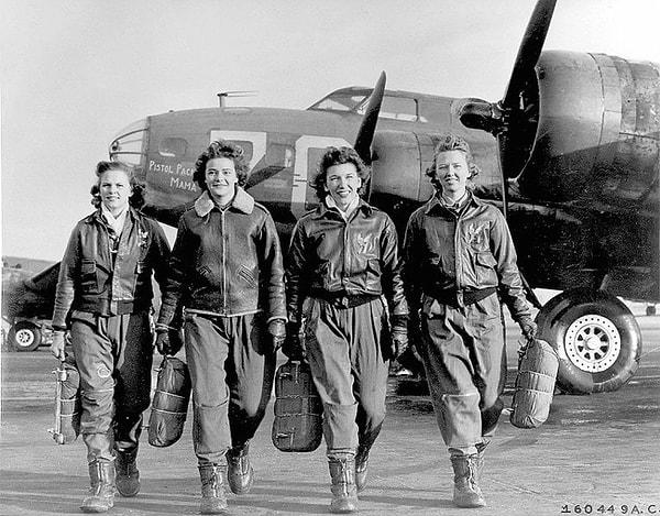 6. 2. Dünya Savaşı'nın kadın pilotları.