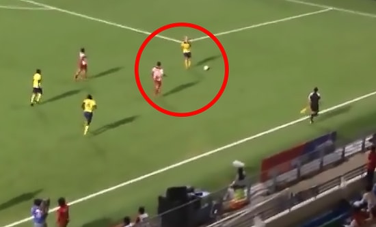 Daha Önce Böyle Bir Gol İzlemediniz!