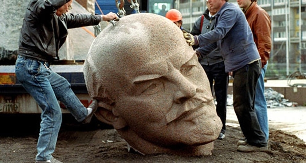 Üç Buçuk Tonluk Lenin Heykeli Kayıp
