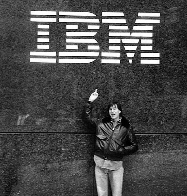 16. Steve Jobs IBN ye söverken