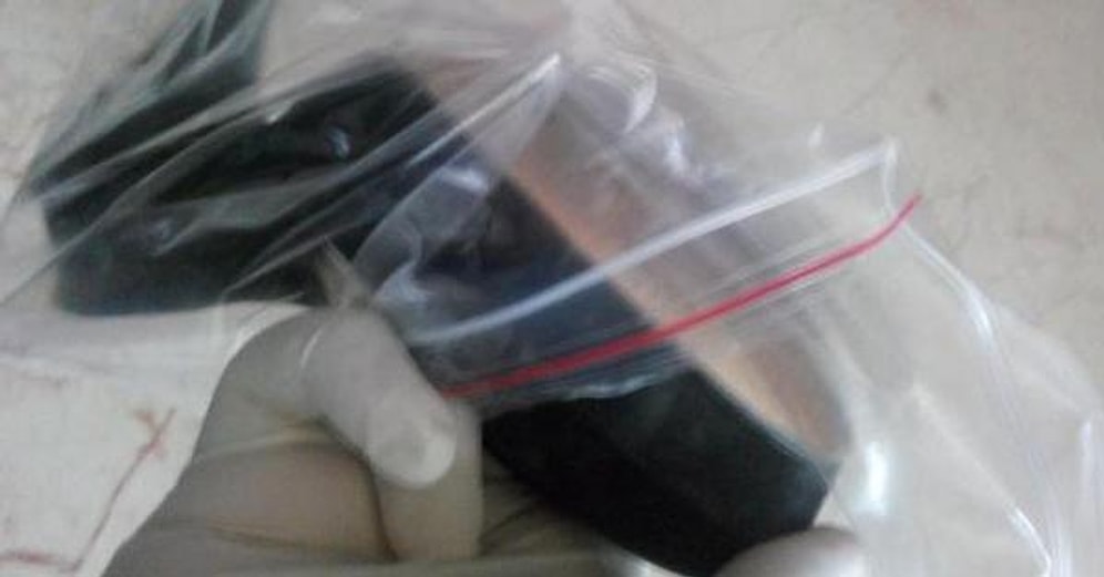 Bursa'da Bir Kadın, Kapısının Önündeki Ayakkabıda Sperm Buldu