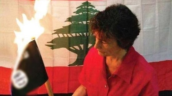 'IŞİD Bayrağını Yak' Kampanyası Twitter'da Rekor Kırıyor