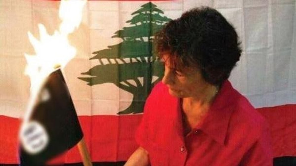 'IŞİD Bayrağını Yak' Kampanyası Twitter'da Rekor Kırıyor