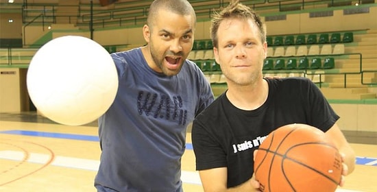 Tony Parker vs. Remi Gaillard Akrobatik Şut Atışması
