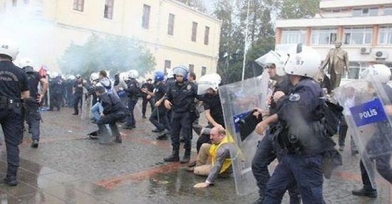 Sinop'ta Eylem Yapan Öğretmenlere Polis Müdahalesi