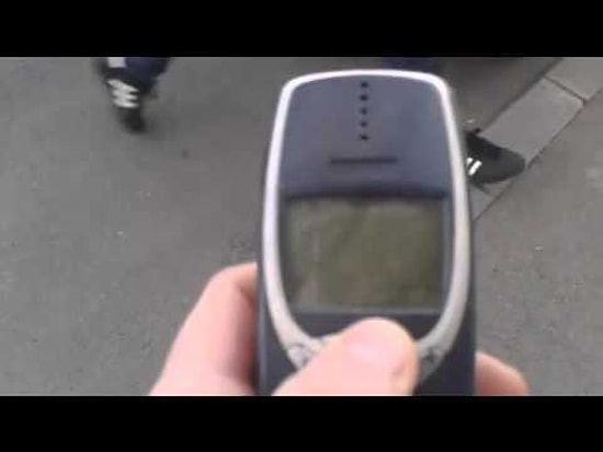 Üstünden Araba Geçen 3310'un Bükülmemesi