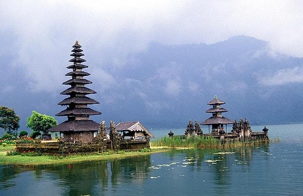 10. Bali, Endonezya