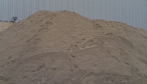 12. Делать туннели в песке.